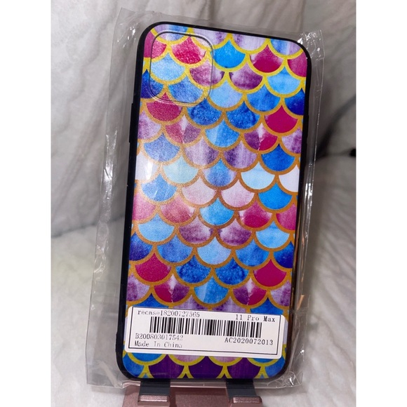 Colorful Fish Scales iPhone 11 Pro Max Case 💕 - Picture 7 of 17